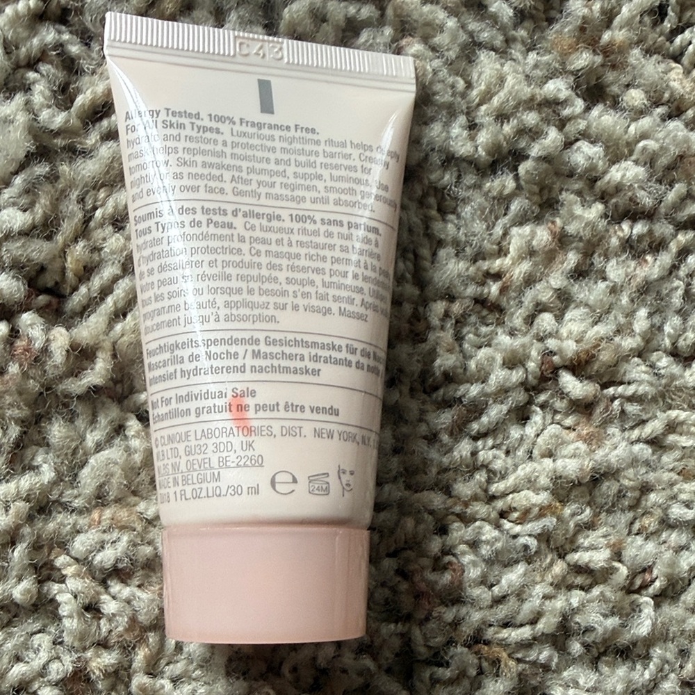 Clinique Makeup Collection - Purple, Green, Pink - Picture 7 of 16